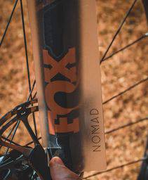Adesivo de Proteção Nomad Suspensão